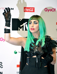 gaga1
